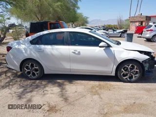 2021 Kia Forte LXS с VIN 3KPF24AD3ME305423, выставлен на аукционе IAAI как лот 42304440 с пробегом 67 533 миль миль и . История ставок и продаж доступна на DreamBid. Изображение 12.