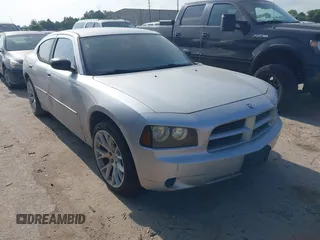 2008 Dodge Charger z VIN 2B3KA43R78H246477, wystawiony jako IAAI lot #42305440 z przebiegiem 229 394 mil mil oraz . Historia ofert i sprzedaży dostępna na DreamBid. Obrazek 1.