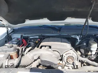 2007 Chevrolet Avalanche LTZ z VIN 3GNFK12347G281010, wystawiony jako IAAI lot #42069798 z przebiegiem 203 042 mil mil oraz . Historia ofert i sprzedaży dostępna na DreamBid. Obrazek 10.