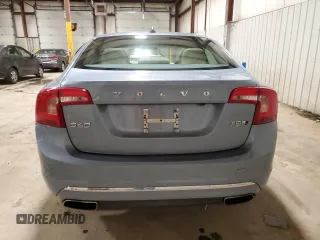 2017 Volvo S60 Inscription Platinum with VIN LYV402TM4HB153636, listed as a Copart auction lot 86488284 with 87,333 mi miles and Salvage Title. Bid and sale history available at carsss.com. Image 6.