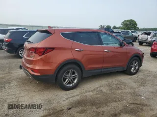 2017 Hyundai Santa Fe 2.4L z VIN 5XYZTDLB8HG442999, wystawiony jako Copart lot #58805795 z przebiegiem 166 204 mil mil oraz Nie do naprawy • Non repairable. Historia ofert i sprzedaży dostępna na DreamBid. Obrazek 3.