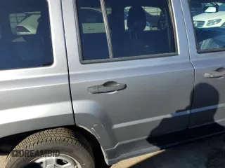 2017 Jeep Patriot Sport z VIN 1C4NJPBB5HD157540, wystawiony jako Copart lot #79011433 z przebiegiem 99 263 mil mil oraz Szkoda całkowita • Salvage title. Historia ofert i sprzedaży dostępna na DreamBid. Obrazek 11.