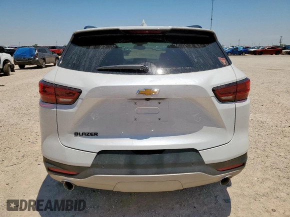 2024 Chevrolet Blazer LT with VIN 3GNKBDR44RS186042, listed as a Copart auction lot 60881675 with 28,457 mi miles and Clean title. Bid and sale history available at DreamBid. Image 6.