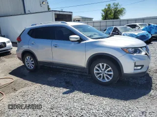 2017 Nissan Rogue SL with VIN JN8AT2MT5HW405585, listed as a Copart auction lot 49494535 with 93,390 mi miles and Non Repairable. Bid and sale history available at DreamBid. Image 4.