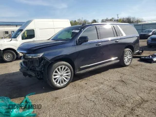 2022 Cadillac Escalade z VIN 1GYS4JKTXNR228742, wystawiony jako Copart lot #53951715 z przebiegiem 37 767 mil mil oraz Szkody całkowita. Historia ofert i sprzedaży dostępna na DreamBid. Obrazek 1.