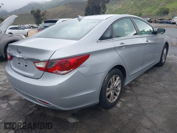 2012 Hyundai Sonata GLS with VIN 5NPEB4AC4CH332353, listed as a IAAI auction lot 41865328 with 207,503 mi miles and . Bid and sale history available at DreamBid. Image 4.