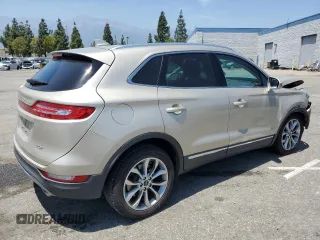 2017 Lincoln MKC Select with VIN 5LMCJ2C95HUL46087, listed as a Copart auction lot 58345805 with 56,326 mi miles and Salvage title. Bid and sale history available at DreamBid. Image 3.