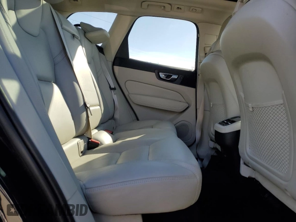 2022 Volvo XC60 Inscription with VIN YV4L12RLXN1083521, listed as a Copart auction lot 42866935 with 34,749 mi miles and Salvage title. Bid and sale history available at DreamBid. Image 11.