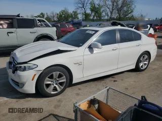 2012 BMW 5 Series 528i xDrive z VIN WBAXH5C59CDW04409, wystawiony jako Copart lot #53992795 z przebiegiem 102 971 mil mil oraz Szkoda całkowita • Salvage title. Historia ofert i sprzedaży dostępna na DreamBid. Obrazek 1.