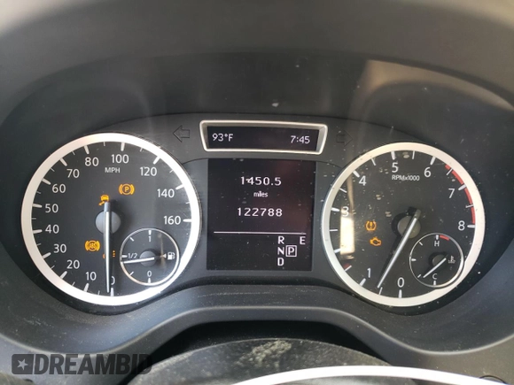 2019 Infiniti QX30 Luxe z VIN SJKCH5CP3KA007112, wystawiony jako Copart lot #56125065 z przebiegiem 122 788 mil mil oraz Szkody całkowita. Historia ofert i sprzedaży dostępna na DreamBid. Obrazek 9.