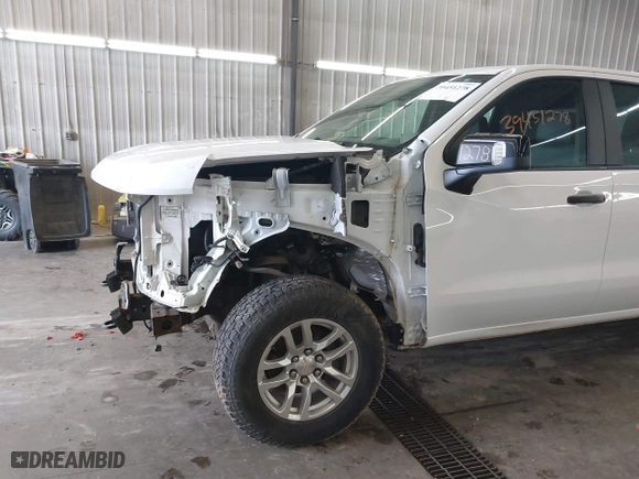 2021 Chevrolet Silverado 1500 Work Truck with VIN 1GCRYAEH7MZ353616, listed as a IAAI auction lot 39451278 with 102,251 mi miles. Bid and sale history available at carsss.com. Image 18.