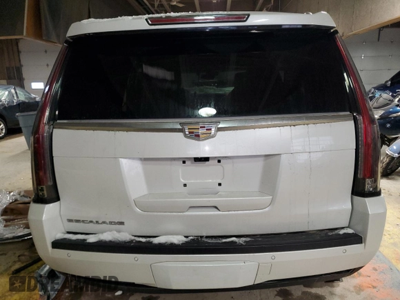 2017 Cadillac Escalade Platinum z VIN 1GYS4DKJ7HR387478, wystawiony jako Copart lot #88037515 z przebiegiem Nie podano mil oraz Szkoda całkowita • Salvage title. Historia ofert i sprzedaży dostępna na DreamBid. Obrazek 6.