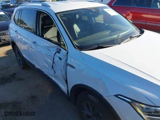 2022 Volkswagen Tiguan SE with VIN 3VV3B7AXXNM020225, listed as a IAAI auction lot 41637473 with 32,340 mi miles. Bid and sale history available at carsss.com. Image 6.