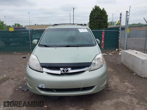 2008 Toyota Sienna XLE с VIN 5TDBK22CX8S011621, выставлен на аукционе IAAI как лот 42274860 с пробегом 283 826 миль миль и . История ставок и продаж доступна на DreamBid. Изображение 12.