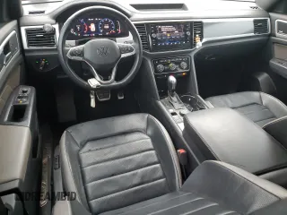 2021 Volkswagen Atlas SEL Premium R-Line with VIN 1V2FE2CA8MC221196, listed as a Copart auction lot 41882335 with 62,418 mi miles and Clean title. Bid and sale history available at DreamBid. Image 8.