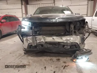 2019 Chevrolet Silverado 1500 LT with VIN 3GCUYDED5KG205003, listed as a IAAI auction lot 41382417 with 95,968 mi miles. Bid and sale history available at carsss.com. Image 6.