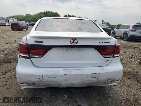 2013 Lexus LS 460 z VIN JTHCL5EF3D5016800, wystawiony jako Copart lot #57410765 z przebiegiem 174 007 mil mil oraz Szkoda całkowita • Salvage title. Historia ofert i sprzedaży dostępna na DreamBid. Obrazek 6.