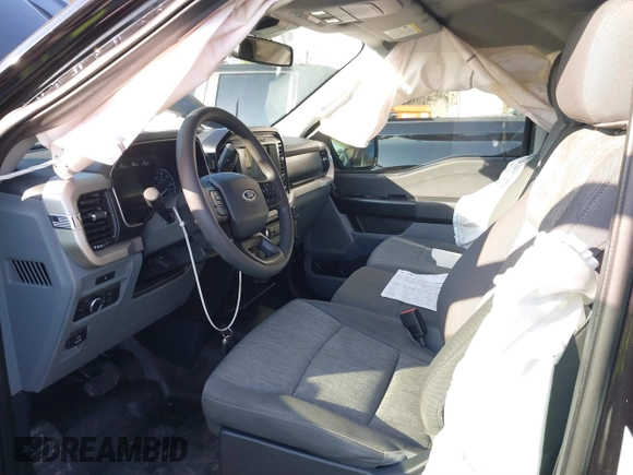 2021 Ford F-150 XL with VIN 1FTEW1CP0MKD90871, listed as a IAAI auction lot 41413164 with 28,622 mi miles. Bid and sale history available at carsss.com. Image 5.
