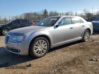 2014 Chrysler 300 C with VIN 2C3CCAKG9EH201097, listed as a Copart auction lot 47728625 with 197,424 mi miles and Clean Title. Bid and sale history available at carsss.com. Image 1.