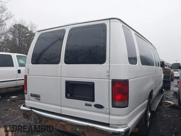 2013 Ford Econoline Passenger XL with VIN 1FBSS3BL7DDA58301, listed as a IAAI auction lot 41462883 with 185,987 mi miles and . Bid and sale history available at DreamBid. Image 15.