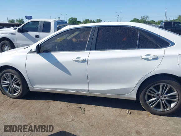 2015 Toyota Camry XLE with VIN 4T1BF1FK2FU001539, listed as a IAAI auction lot 41958674 with 163,758 mi miles and . Bid and sale history available at DreamBid. Image 14.