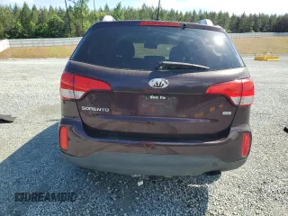2015 Kia Sorento LX with VIN 5XYKT3A67FG562355, listed as a Copart auction lot 56797445 with 167,441 mi miles and Clean Title. Bid and sale history available at DreamBid. Image 6.