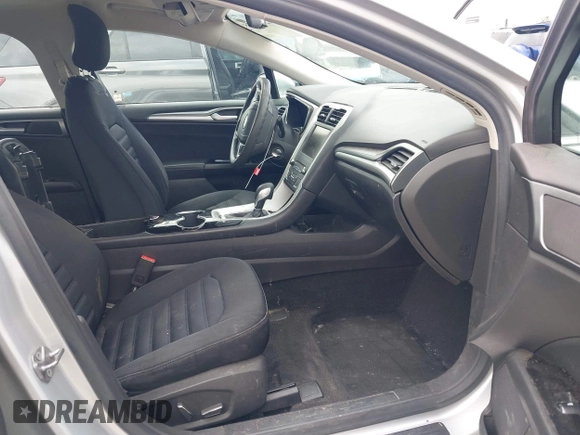 2016 Ford Fusion SE Hybrid with VIN 3FA6P0LU4GR194472, listed as a IAAI auction lot 42286775 with Not provided miles and . Bid and sale history available at DreamBid. Image 5.