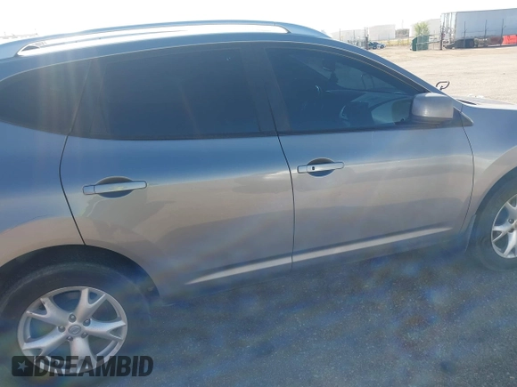 2009 Nissan Rogue S with VIN JN8AS58VX9W440060, listed as a IAAI auction lot 42067756 with 117,849 mi miles. Bid and sale history available at carsss.com. Image 6.