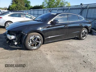 2024 Hyundai Sonata SEL z VIN KMHL14JA1RA409104, wystawiony jako Copart lot #55455355 z przebiegiem 10 700 mil mil oraz Szkoda całkowita • Salvage title. Historia ofert i sprzedaży dostępna na DreamBid. Obrazek 1.