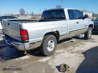 2001 Dodge Ram 1500 with VIN 3B7HF13Z31G209683, listed as a IAAI auction lot 41637791 with 135,455 mi miles. Bid and sale history available at carsss.com. Image 4.