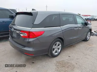 2020 Honda Odyssey EX-L with VIN 5FNRL6H77LB066781, listed as a IAAI auction lot 41501966 with 86,147 mi miles. Bid and sale history available at carsss.com. Image 4.