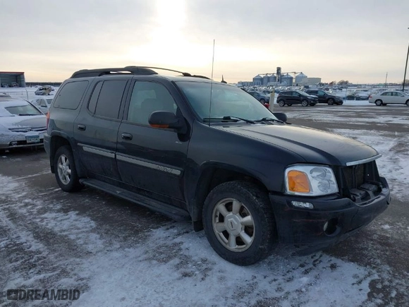 2004 GMC Envoy XL SLT with VIN 1GKET16S046220225, listed as a IAAI auction lot 41119771 with 181,472 mi miles. Bid and sale history available at carsss.com. Image 1.