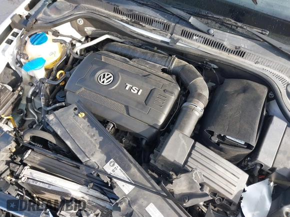 2015 Volkswagen Jetta SE with VIN 3VWD17AJ5FM417387, listed as a IAAI auction lot 41844455 with 106,939 mi miles and . Bid and sale history available at DreamBid. Image 10.