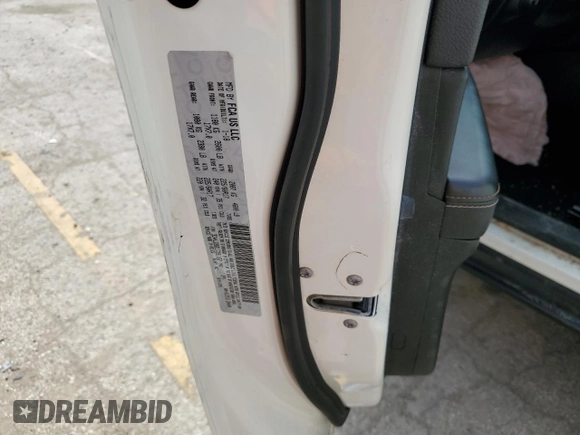 2018 Jeep Compass Latitude with VIN 3C4NJDBB2JT291162, listed as a Copart auction lot 53295245 with 82,852 mi miles and Salvage Title. Bid and sale history available at DreamBid. Image 14.