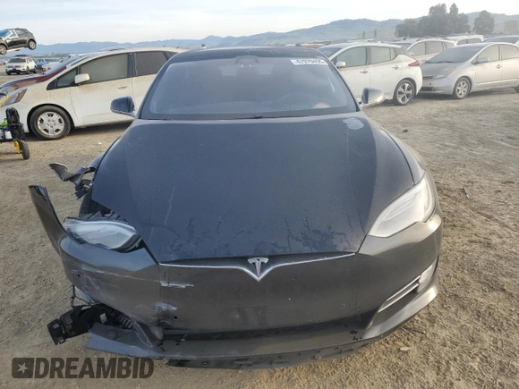 2017 Tesla Model S 100D with VIN 5YJSA1E27HF185487, listed as a Copart auction lot 47979455 with 184,987 mi miles and Salvage Title. Bid and sale history available at DreamBid. Image 5.