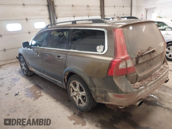 2013 Volvo XC70 T6 with VIN YV4902BZ3D1160451, listed as a IAAI auction lot 41607113 with 212,568 mi miles and . Bid and sale history available at DreamBid. Image 3.