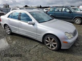 2003 Mercedes-Benz C 230 Kompressor with VIN WDBRF40J23F381503, listed as a Copart auction lot 45225075 with 92,894 mi miles and Clean Title. Bid and sale history available at DreamBid. Image 4.