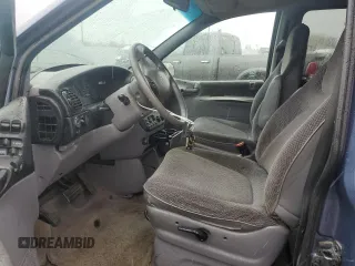 1996 Plymouth Voyager SE z VIN 1P4GP44R0TB239983, wystawiony jako Copart lot #52810515 z przebiegiem 164 158 mil mil oraz Szkoda całkowita • Salvage title. Historia ofert i sprzedaży dostępna na DreamBid. Obrazek 7.
