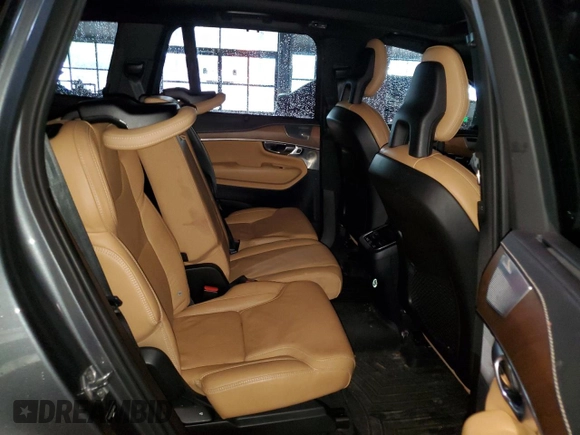 2017 Volvo XC90 Inscription with VIN YV4A22PL5H1146052, listed as a Copart auction lot 55849554 with 81,385 mi miles and Salvage Title. Bid and sale history available at carsss.com. Image 12.