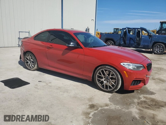 2016 BMW 2 Series M235i with VIN WBA1J7C50GV359456, listed as a Copart auction lot 47385355 with 68,895 mi miles and Salvage title. Bid and sale history available at DreamBid. Image 4.