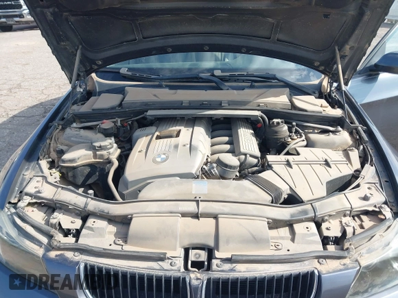 2006 BMW 3 Series 325i с VIN WBAVB13546PT26281, выставлен на аукционе IAAI как лот 42443724 с пробегом 55 310 миль миль и . История ставок и продаж доступна на DreamBid. Изображение 10.