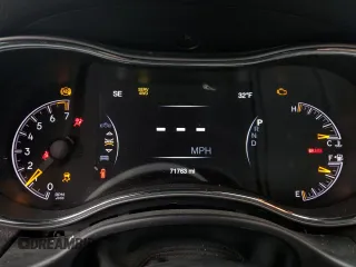 2018 Jeep Grand Cherokee Limited with VIN 1C4RJFBG9JC165112, listed as a Copart auction lot 43001824 with 71,763 mi miles and Salvage Title. Bid and sale history available at carsss.com. Image 9.