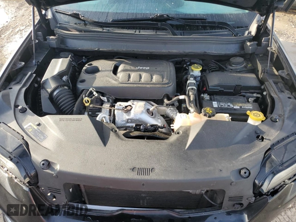 2019 Jeep Cherokee Limited with VIN 1C4PJLDN5KD135764, listed as a Copart auction lot 73637184 with 56,718 mi miles and Salvage Title. Bid and sale history available at DreamBid. Image 13.
