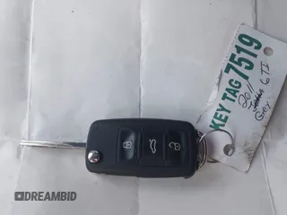2011 Volkswagen GTI PZEV с VIN WVWFD7AJ6BW284006, выставлен на аукционе IAAI как лот 42177588 с пробегом 144 168 миль миль и . История ставок и продаж доступна на DreamBid. Изображение 11.