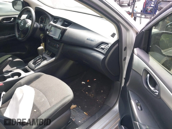 2019 Nissan Sentra S with VIN 3N1AB7AP6KY432493, listed as a IAAI auction lot 41892026 with 72,100 mi miles. Bid and sale history available at carsss.com. Image 5.