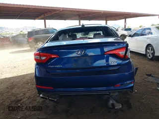 2015 Hyundai Sonata Sport with VIN 5NPE34AB9FH144582, listed as a IAAI auction lot 42136542 with Not Provided miles and . Bid and sale history available at carsss.com. Image 16.