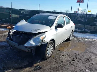 2015 Nissan Versa SV with VIN 3N1CN7AP0FL859686, listed as a IAAI auction lot 41410423 with 147,092 mi miles. Bid and sale history available at carsss.com. Image 17.