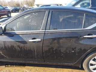 2021 Nissan Altima S z VIN 1N4BL4BVXMN363131, wystawiony jako IAAI lot #41333336 z przebiegiem 83 268 mil mil oraz . Historia ofert i sprzedaży dostępna na DreamBid. Obrazek 14.