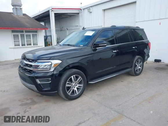 2022 Ford Expedition Limited with VIN 1FMJU1KT5NEA67706, listed as a IAAI auction lot 41562460 with 36,692 mi miles. Bid and sale history available at carsss.com. Image 18.