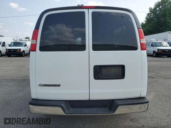 2018 Chevrolet Express Passenger LT with VIN 1GAZGPFPXJ1234733, listed as a Copart auction lot 59728105 with 92,513 mi miles and Salvage title. Bid and sale history available at DreamBid. Image 6.